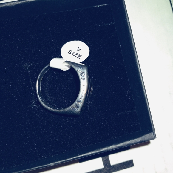 Superman size 9 man's ring - Picture 5 of 6